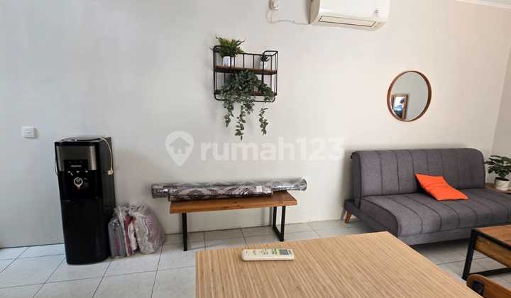 Dijual Kost2 Aktif 4 KT Full Furnished di Alesha Yellow Vanya Park BSD Dijual Kost2 Aktif 4 KT Full Furnished di Alesha Yellow Vanya Park BSD