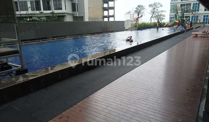 Apartement 2BR Semi Furnished View Pool di Roseville Soho BSD Tangerang