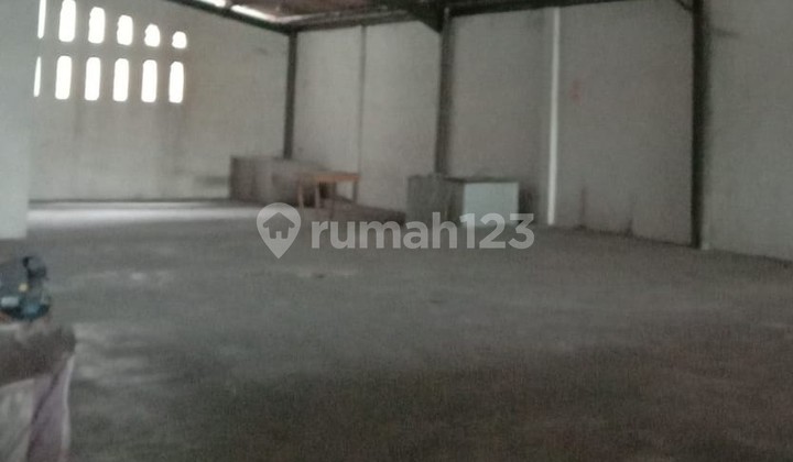 Good Warehouse 760 m2 HGB 2 Floors in Taman Tekno BSD, South Tangerang Good Warehouse 760 m2 HGB 2 Floors in Taman Tekno BSD, South Tangerang