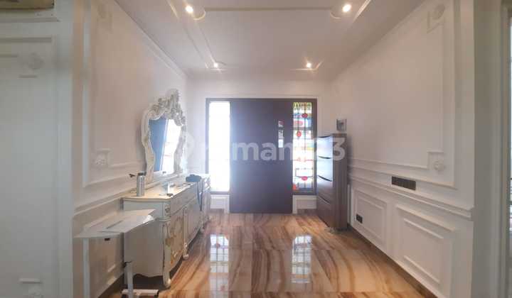 Jual Cepat Rumah Furniture Cantik Lokasi Strategis di BSD Delatinos Tangerang