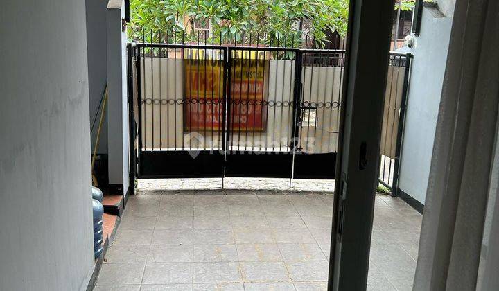 Rumah Terenovasi Anti Bocor di Komplek Regensi Melati Mas 1