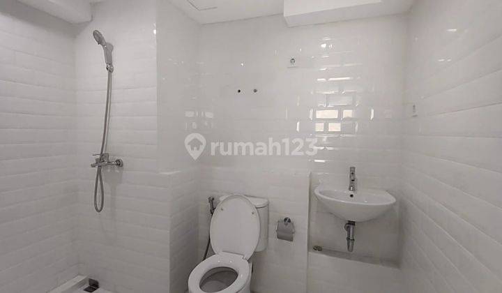 Apartement The Venetian Apartement 3 BR Bagus Siap Huni 2