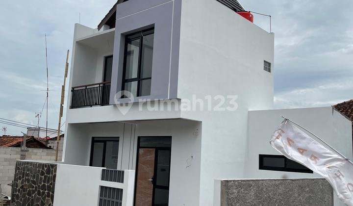 Rumah 2 Lantai Dekat Alun Alun Ujungberung 2