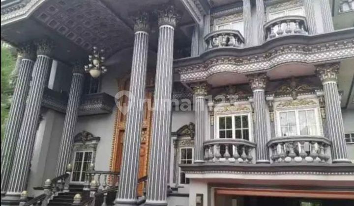 Rumah Sultan Termewah Di Cibubur Ada Smimming Pool Dan Mini Golf 2