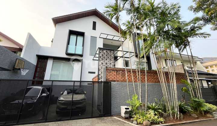 Jual Cepat Rumah dengan Kolam Renang, Siap Huni di Lebak Bulus Jakarta Selatan