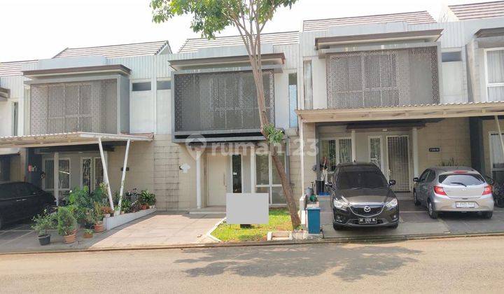 Rumah 2 lantai siap di tempati di citra gran CBD cibubur Rumah 2