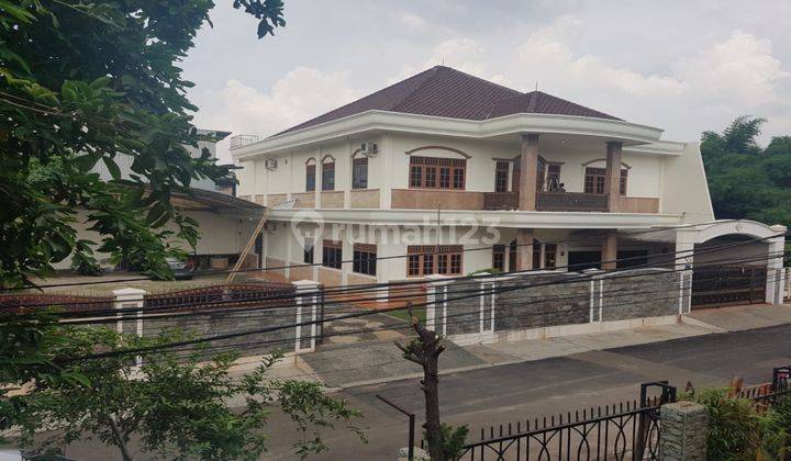 Rumah Mewah Dan Luas 2 Lantai Di Taman Laguna Cibubur 1