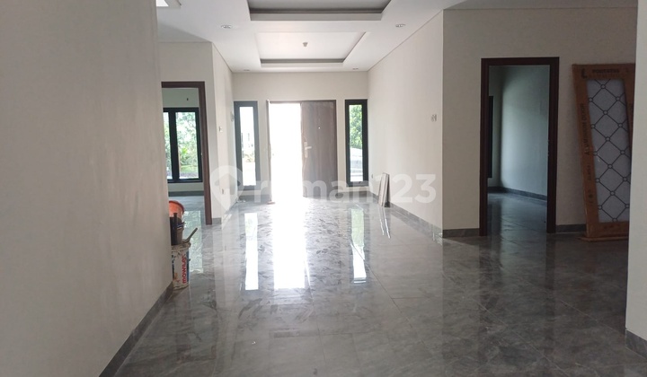 Dijual Rumah 2 Lantai Siap Huni Like New Di Kota Wisata Cibubur 2