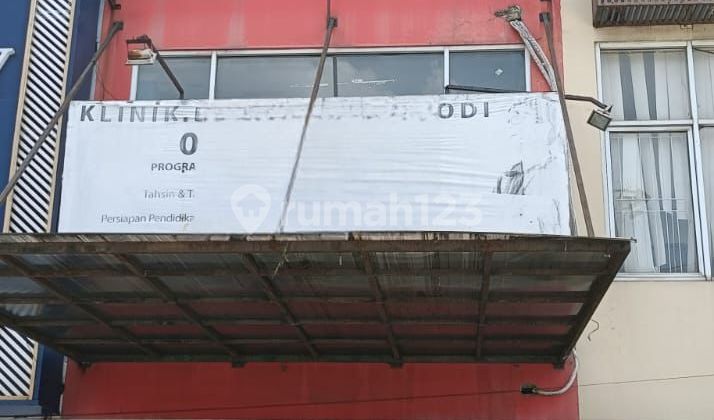 For Sale 4-Story Shophouse on Jalan Raya Tranyogie Next to Plaza Cibubur 2