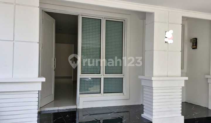 Di Jual Rumah 2 Lantai Terenovasi Siap Huni Di Kota Wisata 2