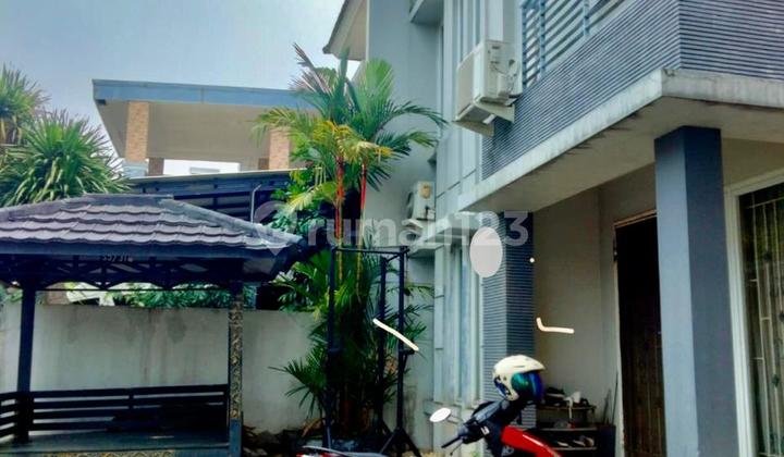 Rumah 2 Lantai Siap Huni Di Jual Di Legenda Wisata 2