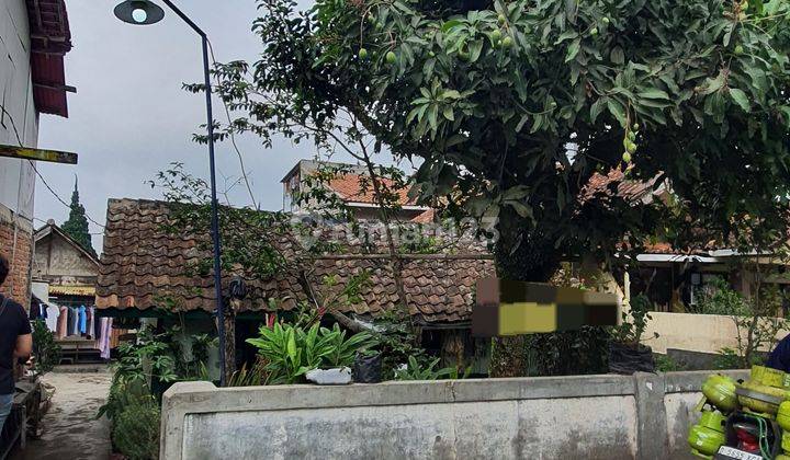 Dijual Tanah Berikut Bangunan Lama di Area Alun2 Lembang 2