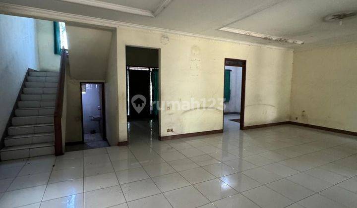 Disewakan Rumah 2 Lantai di Mainroad Cocok Untuk Usaha 1