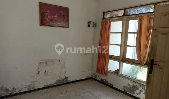 Rumah Raya Wiguna Timur HITUNG TANAH dekat Amesta Living, Alana, UPN 2