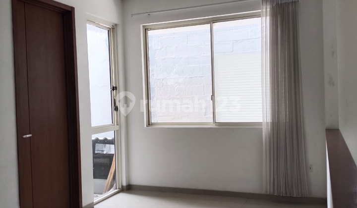 For Rent Graha Natura Lontar House 2 Floors 105m² 3 Bedrooms Near Pakuwon Mall West Surabaya 2