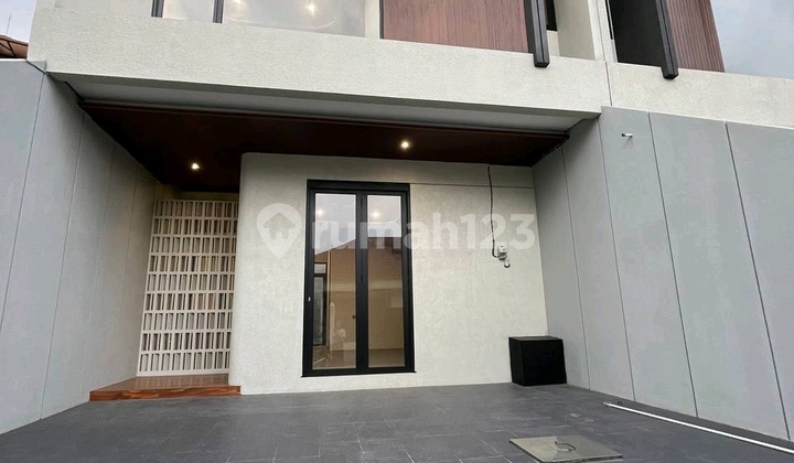 Rumah Baru 2 Lantai Klampis Semolo Timur Dekat Hoky, Raya Merr Rungkut Rumah Baru 2 Lantai Klampis Semolo Timur Dekat Hoky, Raya Merr Rungkut