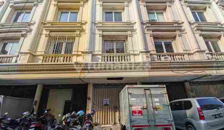 Ruko Kedungdoro Surabaya Pusat Area Bisnis dan Komersil