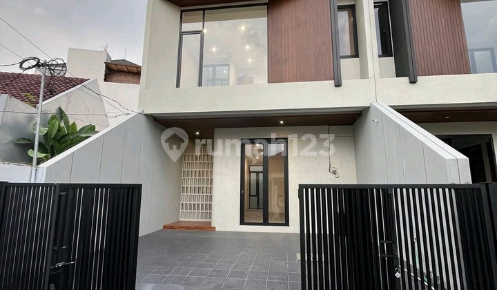 Rumah Baru Gress Klampis Semolo Dekat Manyar, Raya Merr Rungkut, Gm