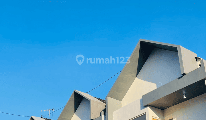 Rumah Villa 2 Lantai View Pegunungan Free Furniture,private Pool 2