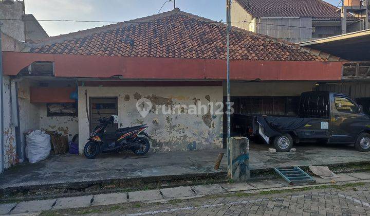 Rumah lama di daerah Tengah Kota Semarang, Bugangan 1