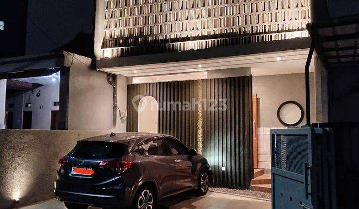 Dijual Rumah Cantik 2lantai Bangunan Baru Jakarta Timur 2