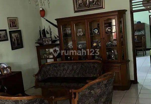 DIJUAL CEPAT RUMAH STRATEGIS  LUAS 300 DI KAYU MANIS MATRAMAN 2