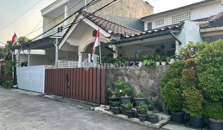 Dijual Rumah Strategis Semi Furnished 2lantai Di Cimanggis 2