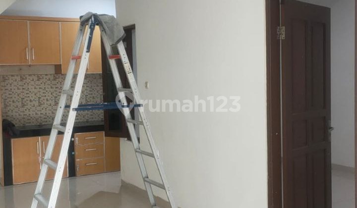 For Sale 1.5 Story Ready-to-Occupy House in Permunas Klender, Duren Sawit, East Jakarta 2