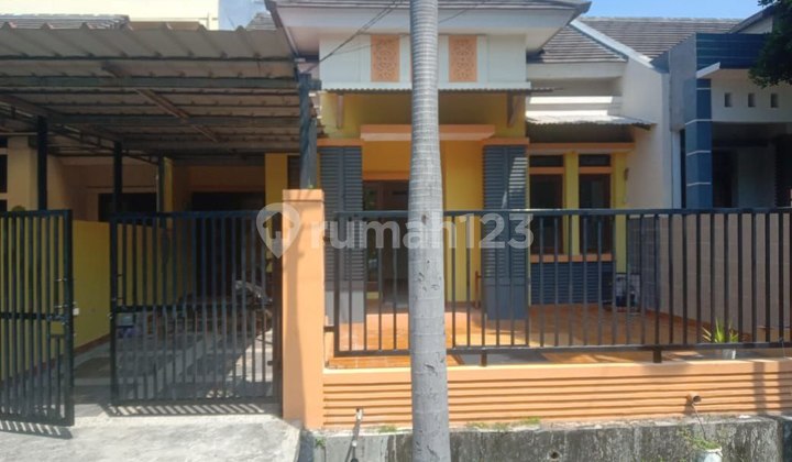 For Rent House Inside Harapa Indah Cluster Bekasi Close To Jakarta. For Rent House Inside Harapa Indah Cluster Bekasi Close To Jakarta.