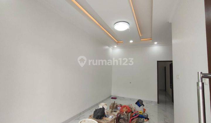 Dijual Rumah Cantik 2lantai  Semi Furnish Di Pondok Bambu 2