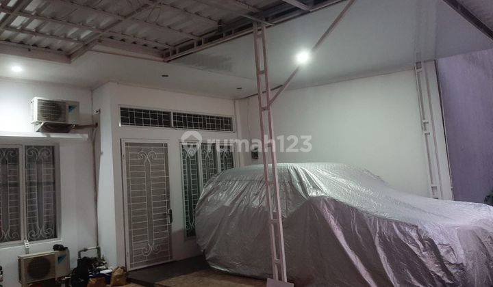 Dijual Cepat Rumah Full Furnish Di Town House Cempaka Putih 2