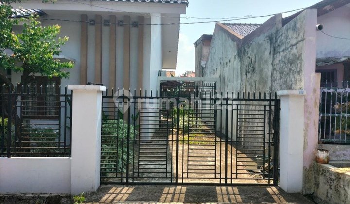 !!Price Drop!! Spacious Cheap House in Barata Complex, Harapan Jaya, Bekasi 1