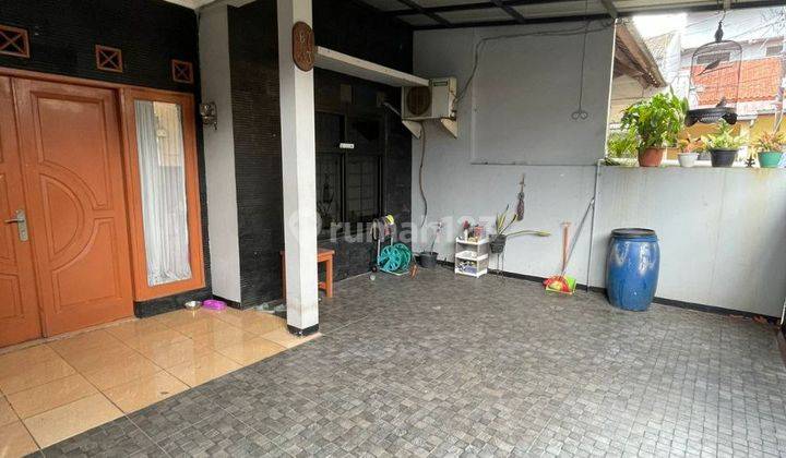 Dijual Murah Rumah 2lantai Di Pondok Kelapa  2