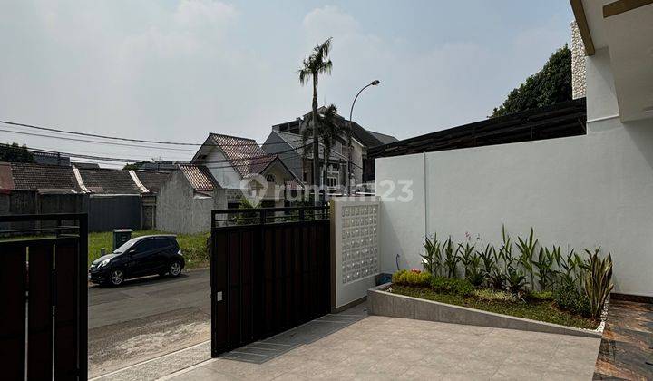 Rumah Modern Besar Dan Mewah Row JL Besar Di Bsd 2