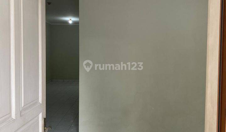 Dijual Rumah Lokasi Bagus Taman Cosmos Row Jln 2 Mobil 2