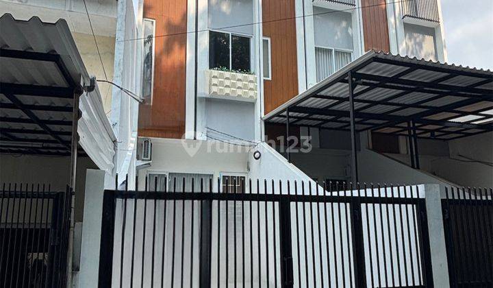 Dijual Rumah Dalam Komplek Greenville Bagus 1