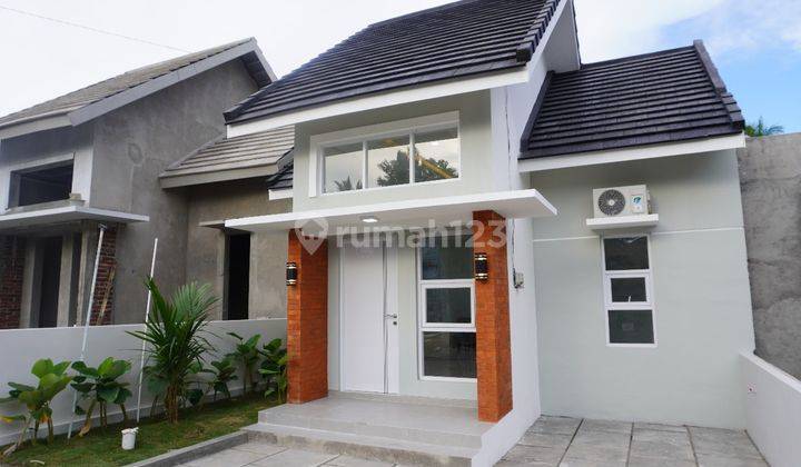 Dijual Rumah Cantik One Gate System Strategis Dekat Alma Ata 1