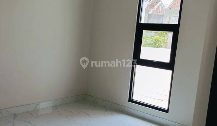 Rumah Baru Unfurnish Dekat Tugu Lilin Harga Terjangkau  2