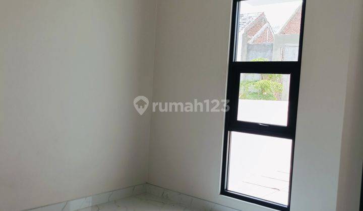 Rumah Baru Semi Villa Lokasi Strategis Cocok Untuk Pribadi Atau Investasi  2