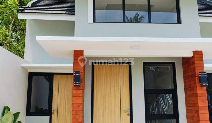 Rumah Modern Strategis Akses One Gate System SHM  1