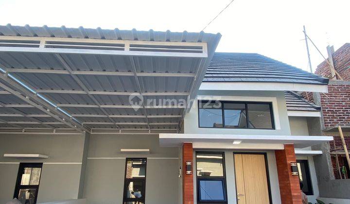 Rumah Modern 300 Jutaan Legalitas Lengkap SHM Free Canopy Dekat Lapangan Kasihan 1