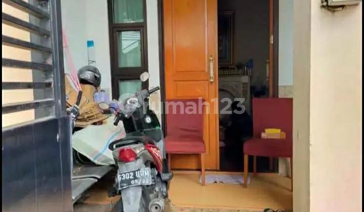Rumah Dalam Komplek Arinda Bagus di Jalan Utama 2