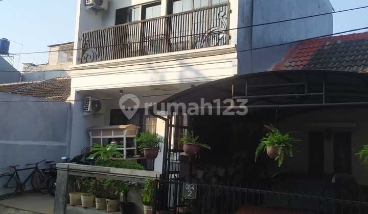Rumah Siap Huni 3 Lantai di Grahabunga Bintaro Jaya SHM Rumah Siap Huni 3 Lantai di Grahabunga Bintaro Jaya SHM