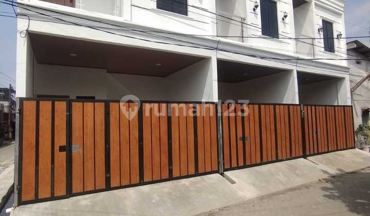 Di Jual Rumah 2lantai Siap Huni Cipondoh Makmur