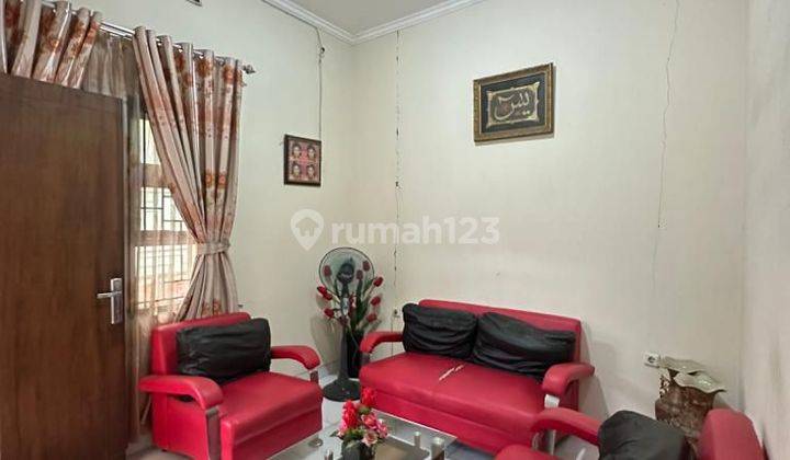 Rumah 2 Lantai,siaphuni di jual cepat 2