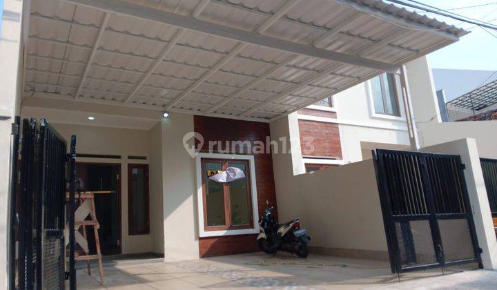 DIJUAL RUMAH 2 LANTAI Bagus 1