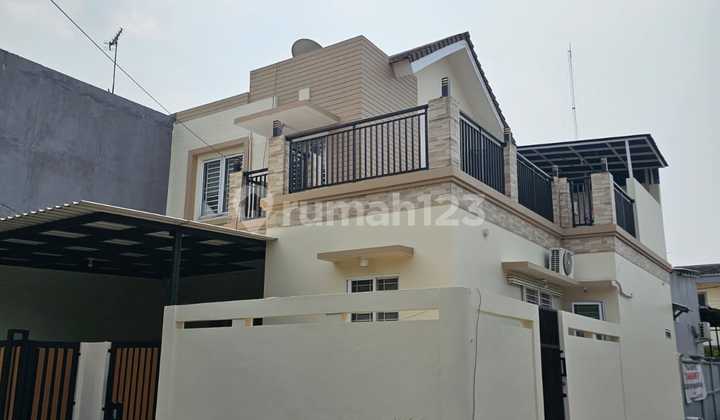 Di Jual Rumah 2 Lantai Siap Huni