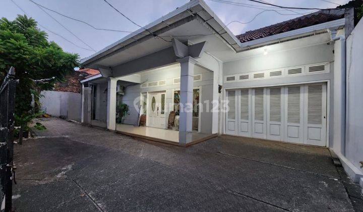 Rumah Bagus SHM Mampang, Jakarta Selatan 1