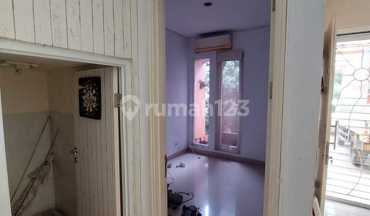 Spacious 105 M2 House in Good Condition at Modernland with SHM Certificate 2