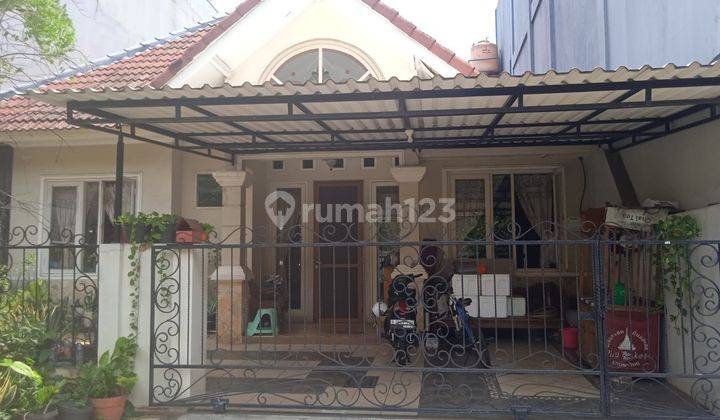  Rumah Shm - Sertifikat Hak Milik Gading Serpong Kondisi Bagus 2